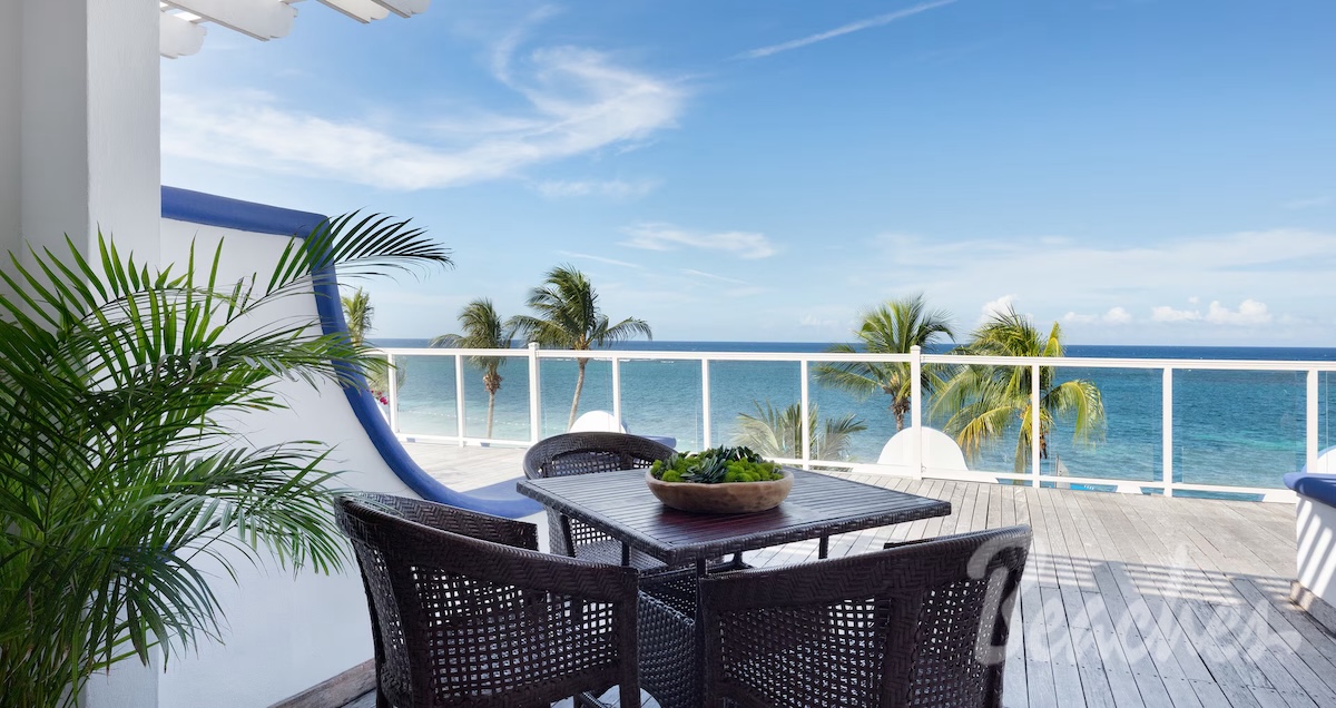 Ocho Rios Resort & Golf Club - Greek Beachfront Concierge Terrace Suite Double